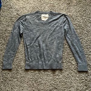 Hollister sweater xs